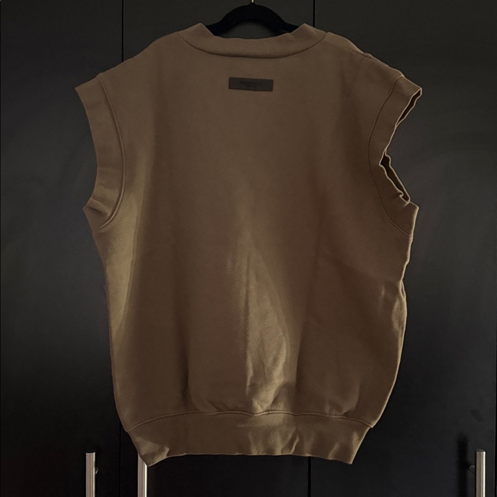 Essentials Sweatshirt - Picture 3 of 6